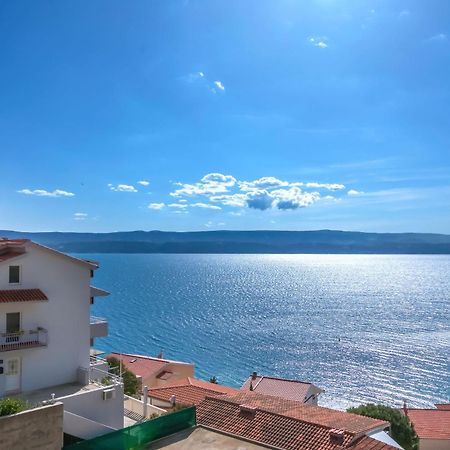 Apartments Sonata Omis Exterior photo