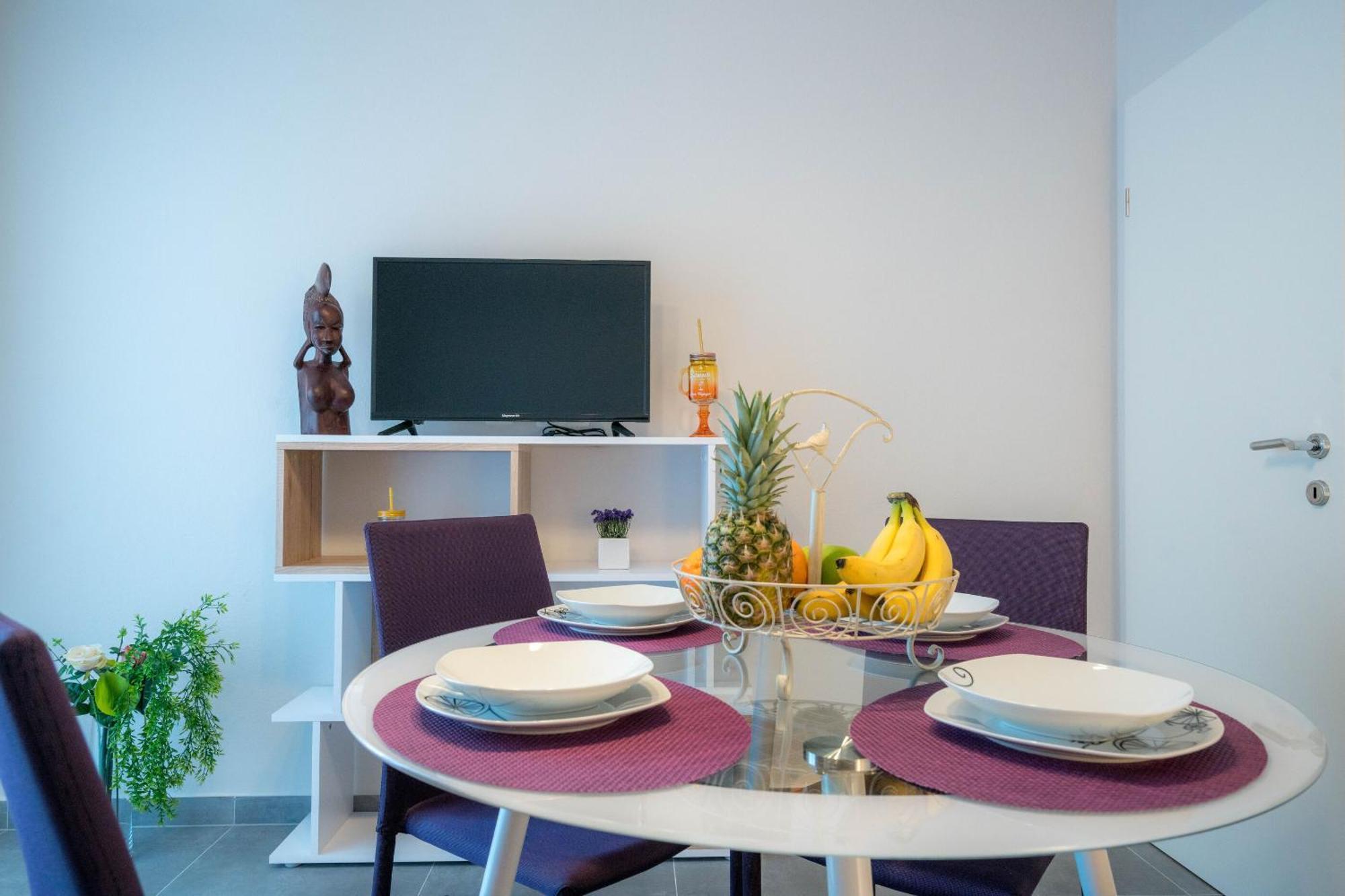 Apartments Sonata Omis Exterior photo